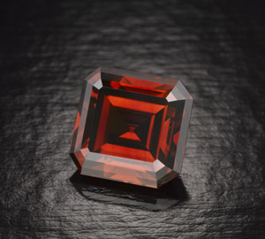 Kazanjian Red Diamond Kazanjian Red Diamond