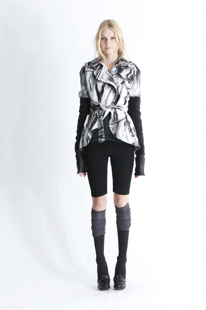 VERA WANG PRE-FALL 2012 12/12/2011