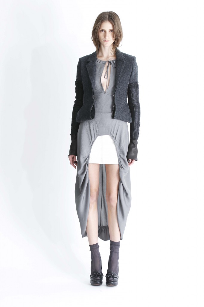 VERA WANG PRE-FALL 2012 12/12/2011
