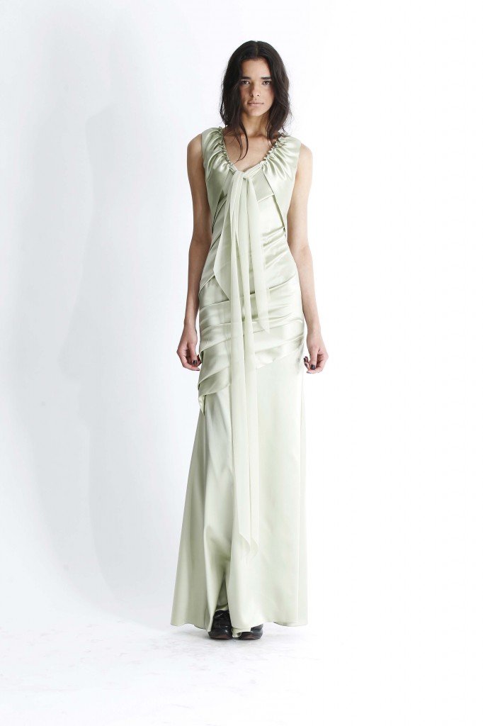 VERA WANG PRE-FALL 2012 12/12/2011