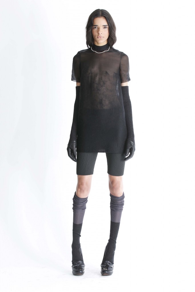 VERA WANG PRE-FALL 2012 12/12/2011