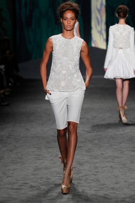 Look 4: White cotton canvas sleeveless v-neck tunic over white cotton canvas soutache embroidered skirt | Photography: Dan Lecca