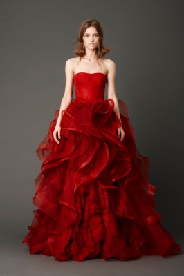 VW_Spring 2013_Bridal_look 10_front