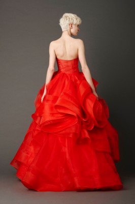 VW_Spring 2013_Bridal_look 1_back